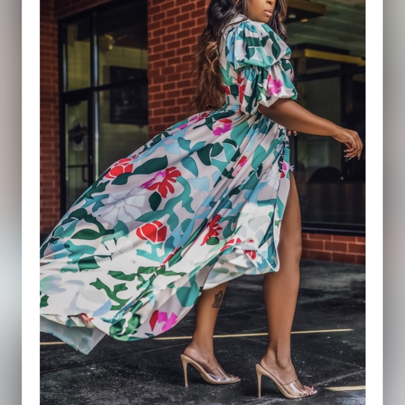 Floral maxi cover-up - Picture 3 of 3